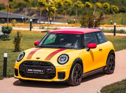 Мероприятия-Hai cu MINI 2025-125
